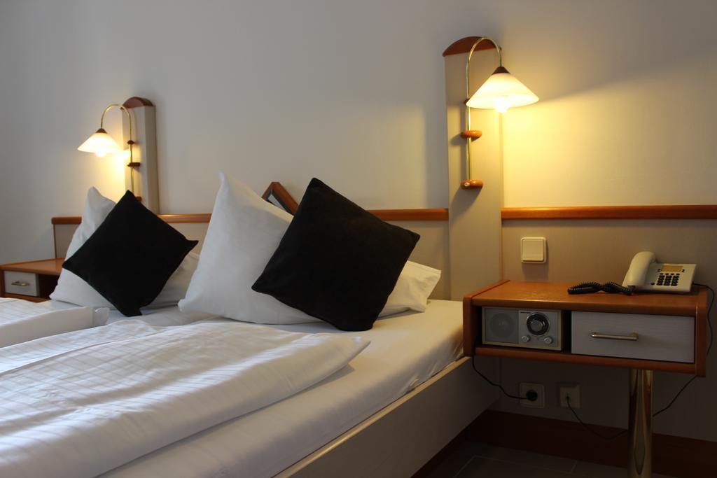 Seehotel Paulitsch Velden am Wörthersee Szoba fotó